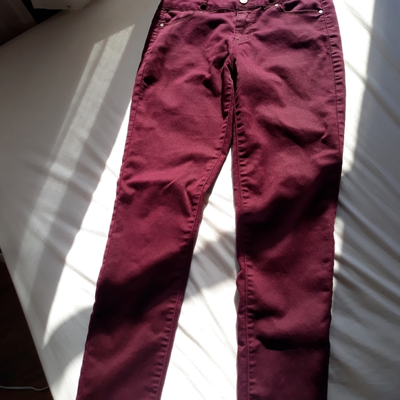 Maroon High Rise Pants - Picture 10 of 11